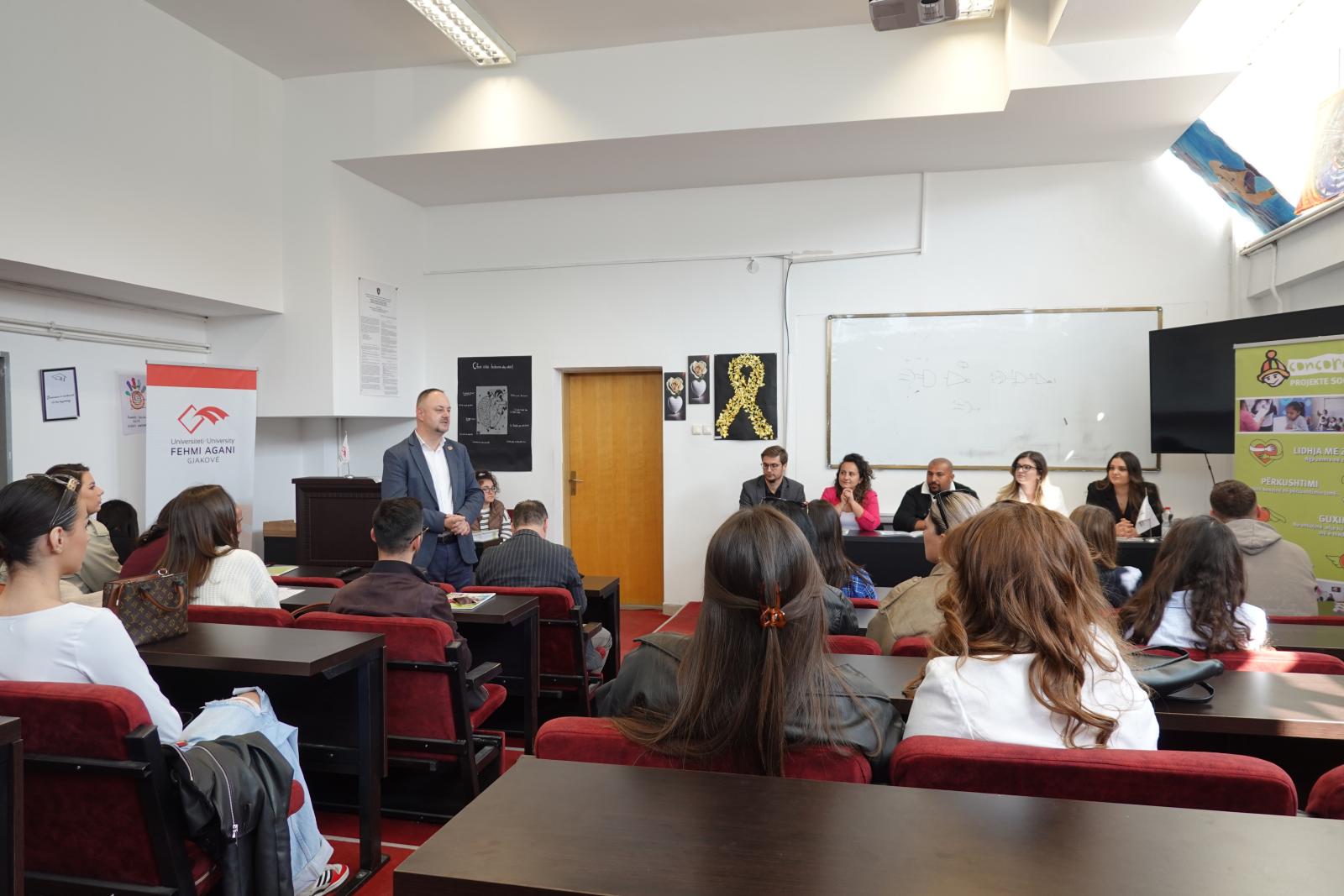 Fakulteti i Shkencave Sociale në bashkëpunim me OJQ "Concordia" mbajti Sesion Informues me Studentët